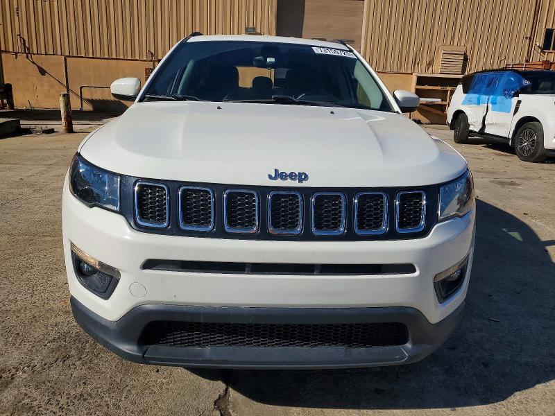 Photo 5 from auction – 2018 JEEP COMPASS LA with VIN 3C4NJDBB0JT418927