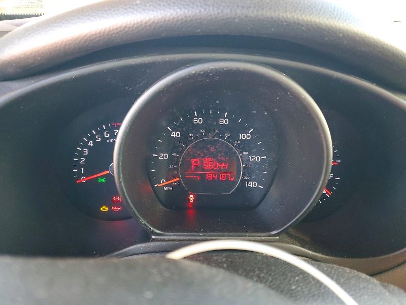Photo 9 from auction – 2016 KIA SOUL with VIN KNDJN2A27G7273956