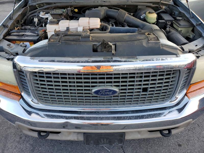 Photo 12 from auction – 2000 FORD EXCURSION with VIN 1FMNU40L9YEA97804