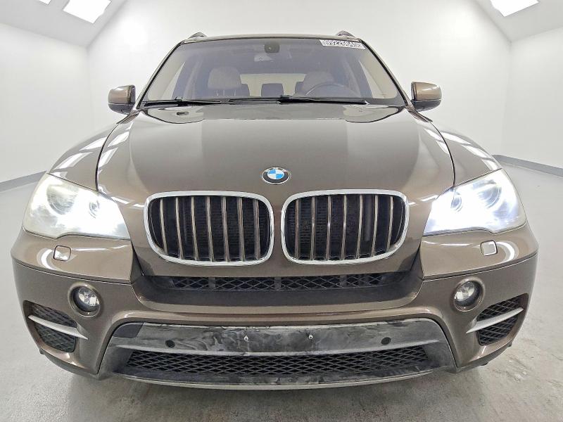 Photo 5 from auction – 2013 BMW X5 XDRIVE3 with VIN 5UXZW0C54D0B92706