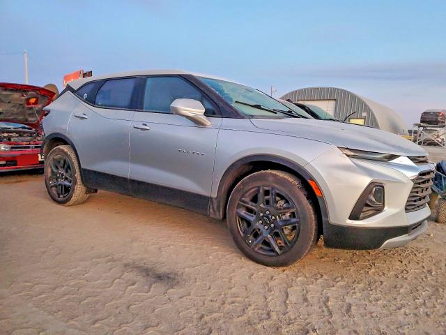 Zdjęcie 4 z aukcji – 2021 CHEVROLET BLAZER z VIN 3GNKBCRSXMS586477