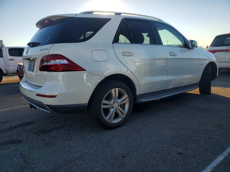 Photo 3 from auction – 2012 MERCEDES-BENZ ML with VIN 4JGDA2EB8CA070697