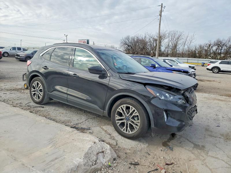 Photo 4 from auction – 2020 FORD ESCAPE SEL with VIN 1FMCU0H63LUB22080