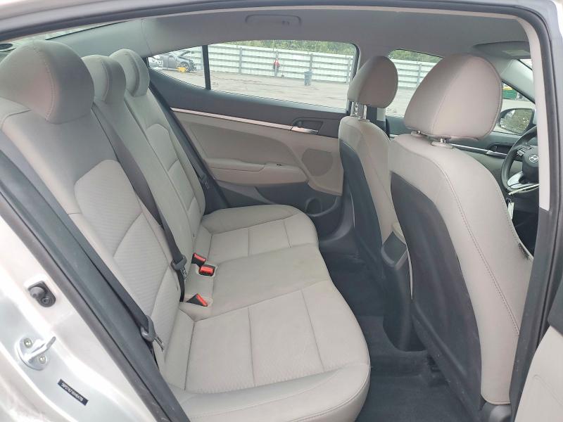 Photo 10 from auction – 2019 HYUNDAI ELANTRA SE with VIN 5NPD74LF1KH464716
