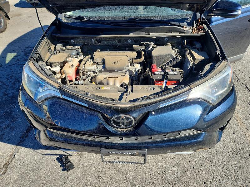 Photo 12 from auction – 2018 TOYOTA RAV4 ADVEN with VIN JTMRFREV7JD252787