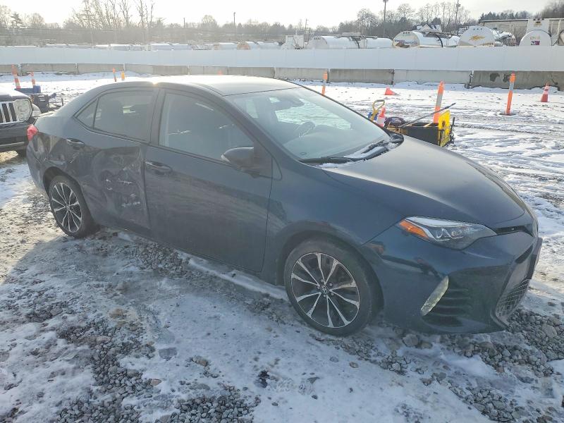 Photo 4 from auction – 2017 TOYOTA COROLLA with VIN 2T1BURHE3HC884034