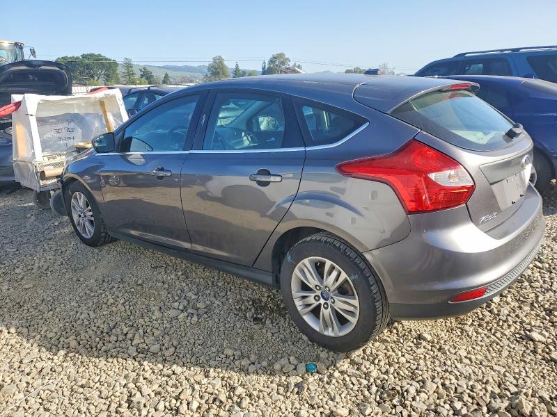 Foto 2 de la subasta – 2012 FORD FOCUS SEL con VIN 1FAHP3M28CL311681