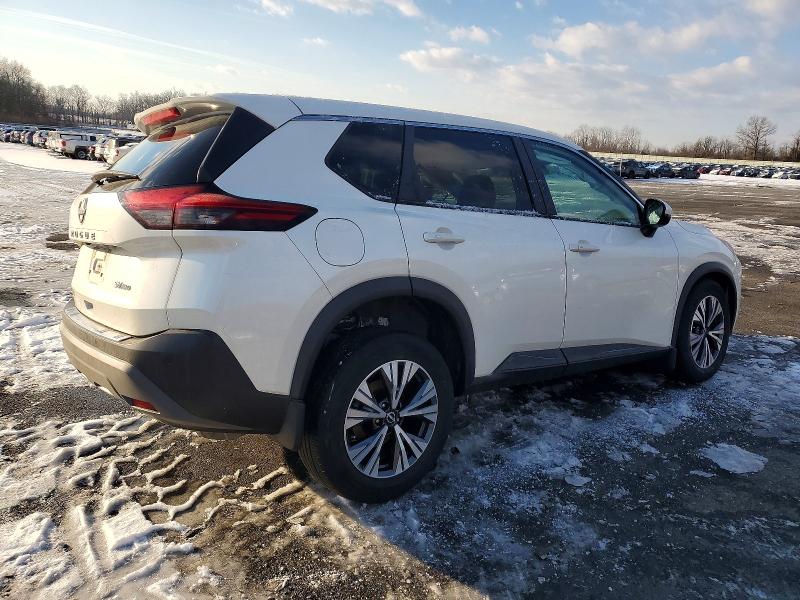 Photo 3 from auction – 2022 NISSAN ROGUE SV with VIN 5N1BT3BB1NC682839