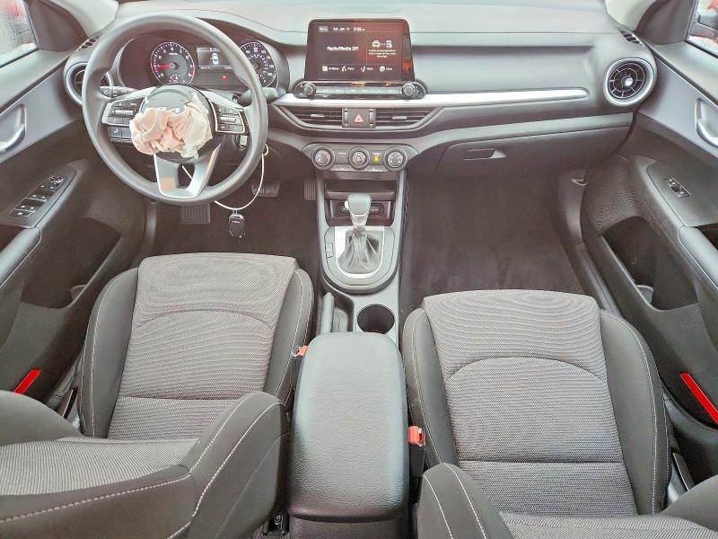 Photo 8 from auction – 2023 KIA FORTE LX with VIN 3KPF24AD3PE554664