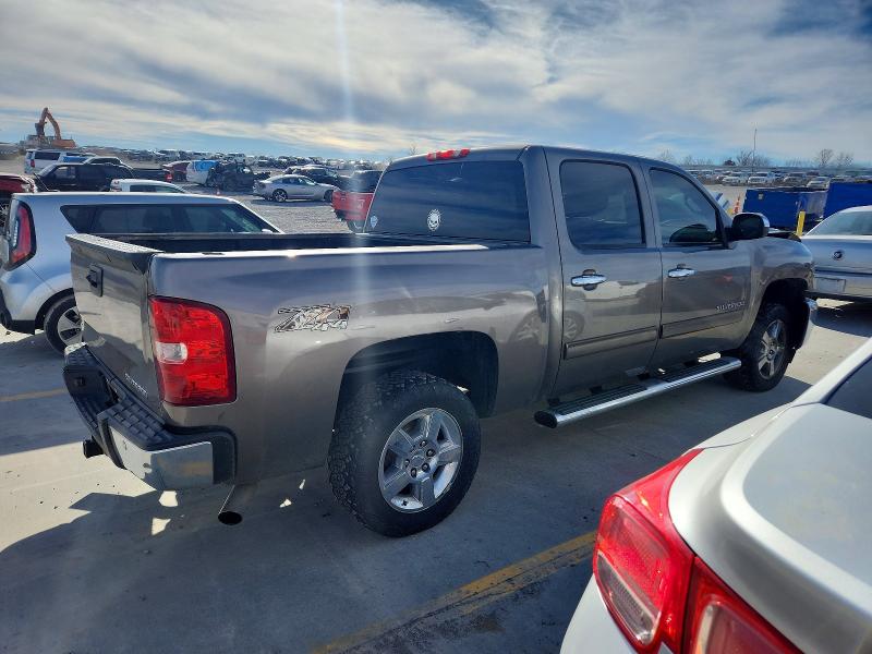 Photo 3 from auction – 2013 CHEVROLET SILVERADO with VIN 3GCPKSE78DG180050