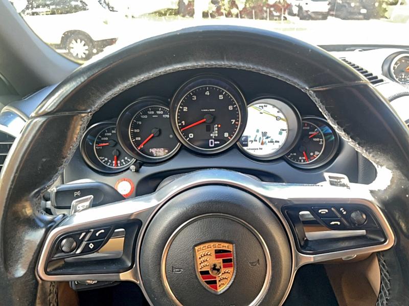 Photo 8 from auction – 2018 PORSCHE CAYENNE with VIN WP1AA2A24JKA05803