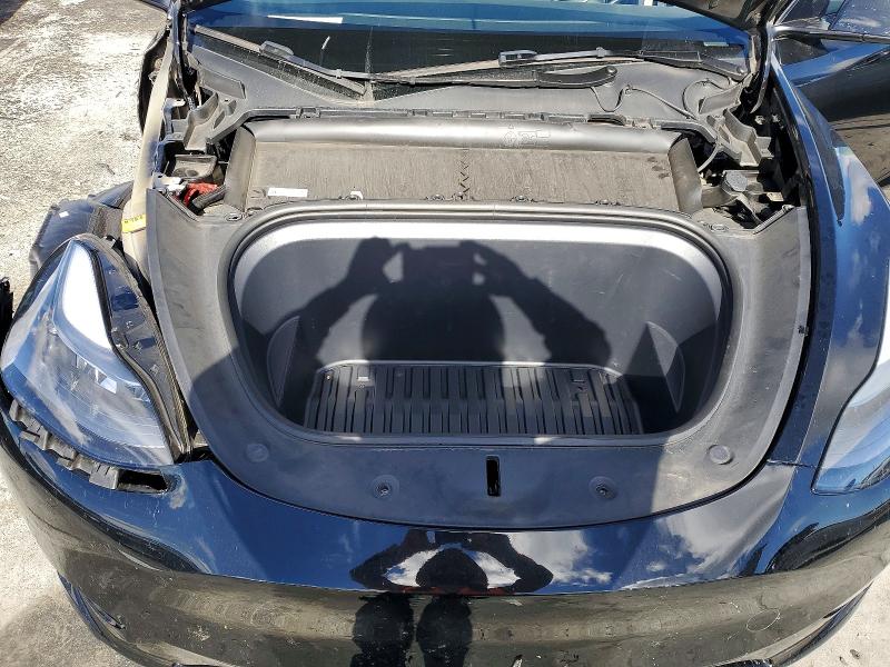 Photo 11 from auction – 2024 TESLA MODEL Y with VIN 7SAYGDEE1RF073518