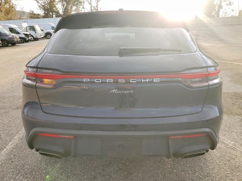 Photo 6 from auction – 2022 PORSCHE MACAN with VIN WP1AA2A50NLB07111