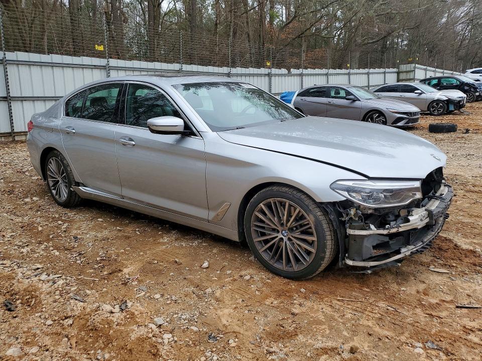 Photo 4 from auction – 2017 BMW 540 I with VIN WBAJE5C3XHG917035