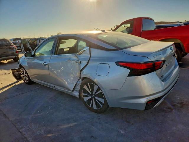 Photo 2 from auction – 2019 NISSAN ALTIMA SL with VIN 1N4BL4EV6KC184878