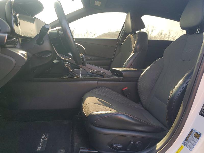 Photo 7 from auction – 2023 HYUNDAI ELANTRA with VIN KMHLR4AF2PU378171