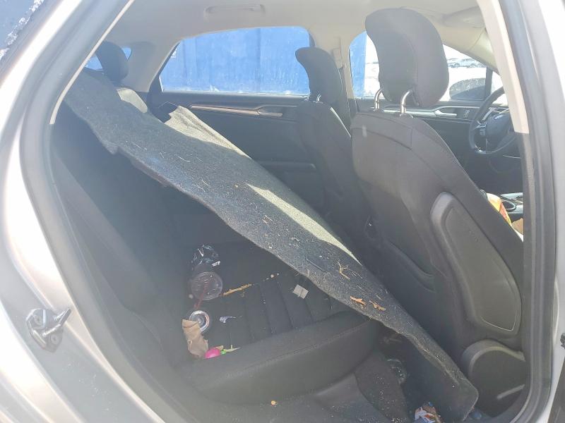 Photo 10 from auction – 2015 FORD FUSION with VIN 3FA6P0HD4FR132688