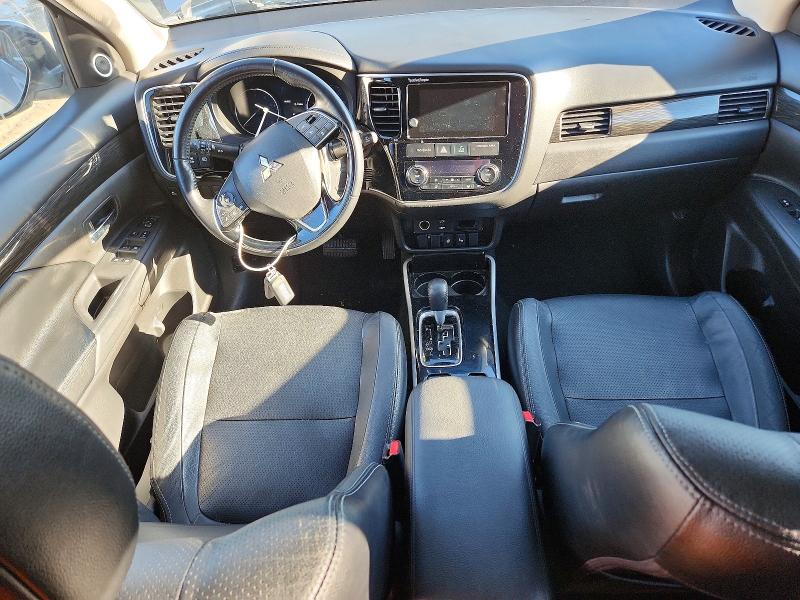 Photo 8 from auction – 2017 MITSUBISHI OUTLANDER with VIN JA4AZ3A3XHZ059739