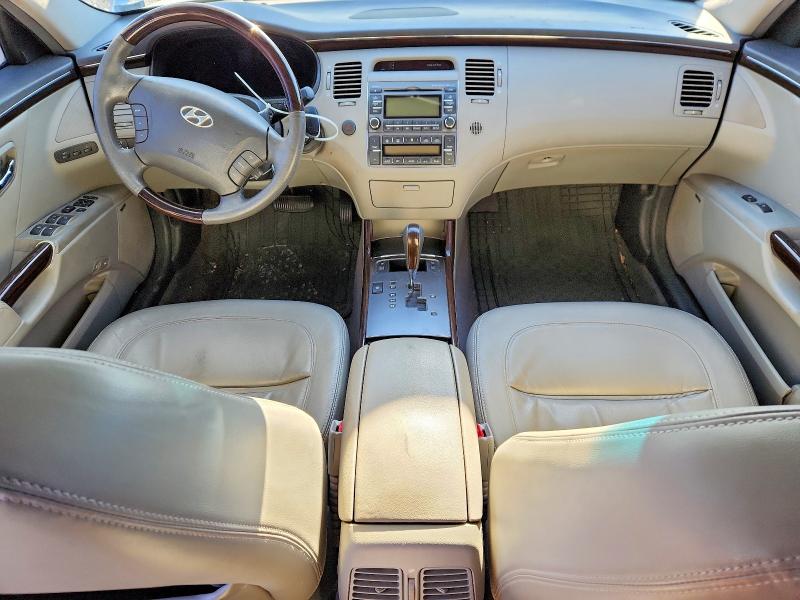 Photo 8 from auction – 2011 HYUNDAI AZERA with VIN KMHFC4DFXBA552220