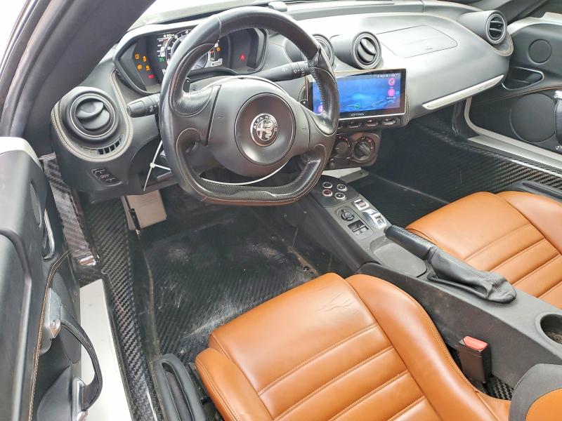 Photo 8 from auction – 2018 ALFA ROMEO 4C with VIN ZARBAAB49JM282487
