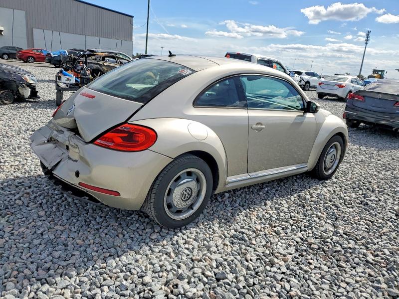 Photo 3 from auction – 2012 VOLKSWAGEN BEETLE with VIN 3VWHP7AT1CM635209