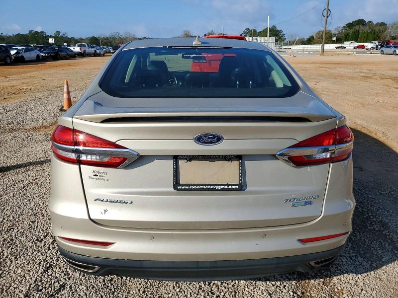 Photo 6 from auction – 2019 FORD FUSION TIT with VIN 3FA6P0D93KR118244