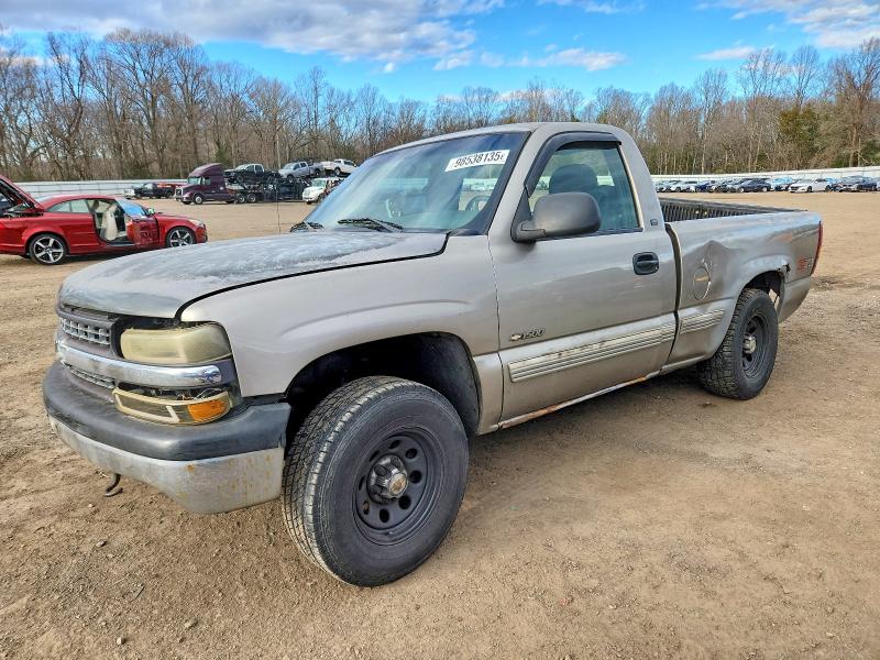 CHEVROLET SILVERADO 2002 with VIN 1GCEK14V52Z339203 - Photo from auction