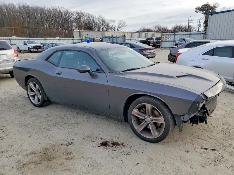 Photo 4 from auction – 2016 DODGE CHALLENGER with VIN 2C3CDZAG7GH276073