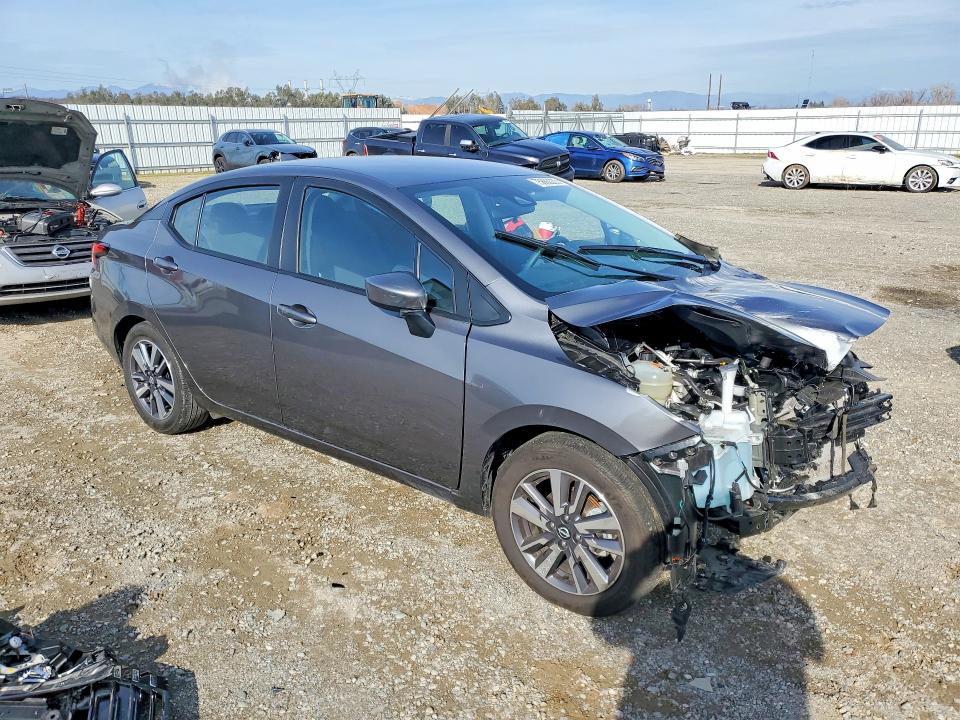 Photo 4 from auction – 2025 NISSAN VERSA with VIN 3N1CN8EV8SL821549