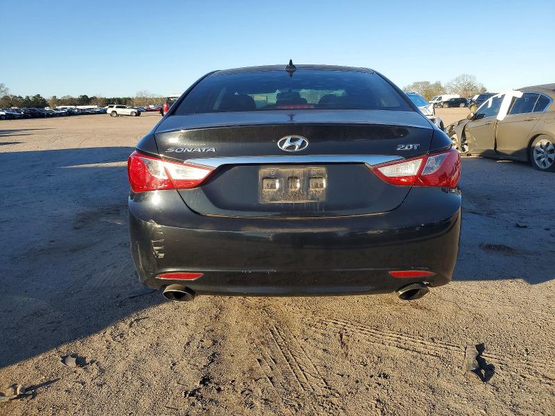Photo 6 from auction – 2012 HYUNDAI SONATA SE with VIN 5NPEC4AB0CH416786