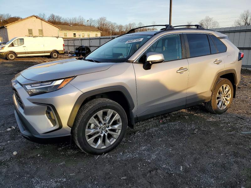 Photo 1 from auction – 2023 TOYOTA RAV4 XLE P with VIN 2T3A1RFV7PC385508