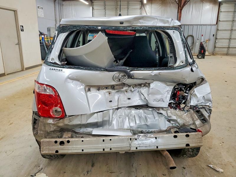 Photo 6 from auction – 2006 TOYOTA SCION XA with VIN JTKKT624360164279