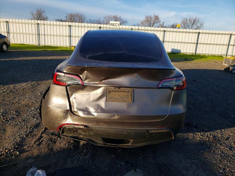 Foto 6 de la subasta – 2022 TESLA MODEL Y con VIN 7SAYGDEF5NF340307