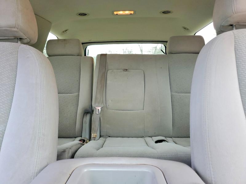 Photo 10 from auction – 2007 CHEVROLET TAHOE C150 with VIN 1GNFC13C87J325875