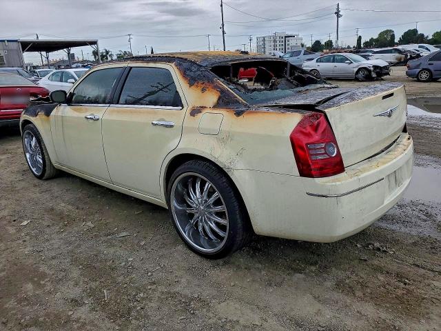 Photo 2 from auction – 2010 CHRYSLER 300 TOURIN with VIN 2C3CA1CVXAH320449