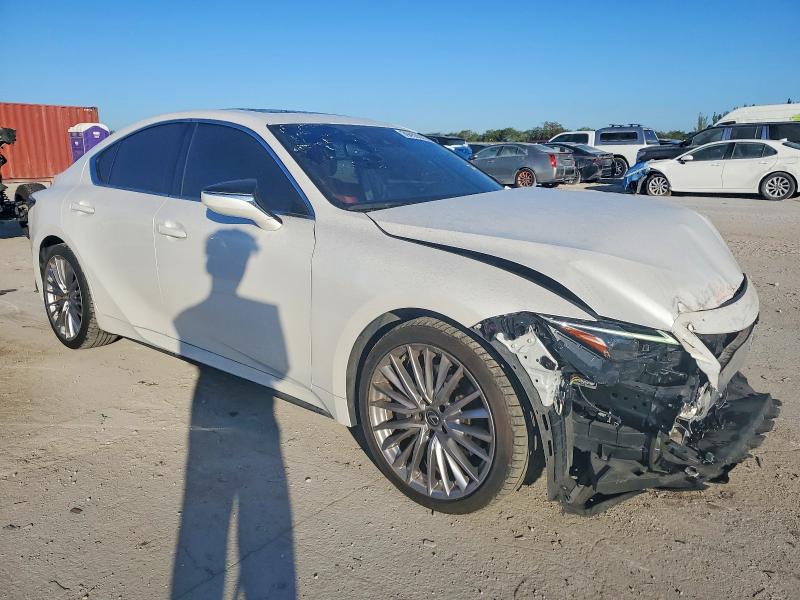 Photo 4 from auction – 2022 LEXUS IS 300 with VIN JTHD81F27N5049472