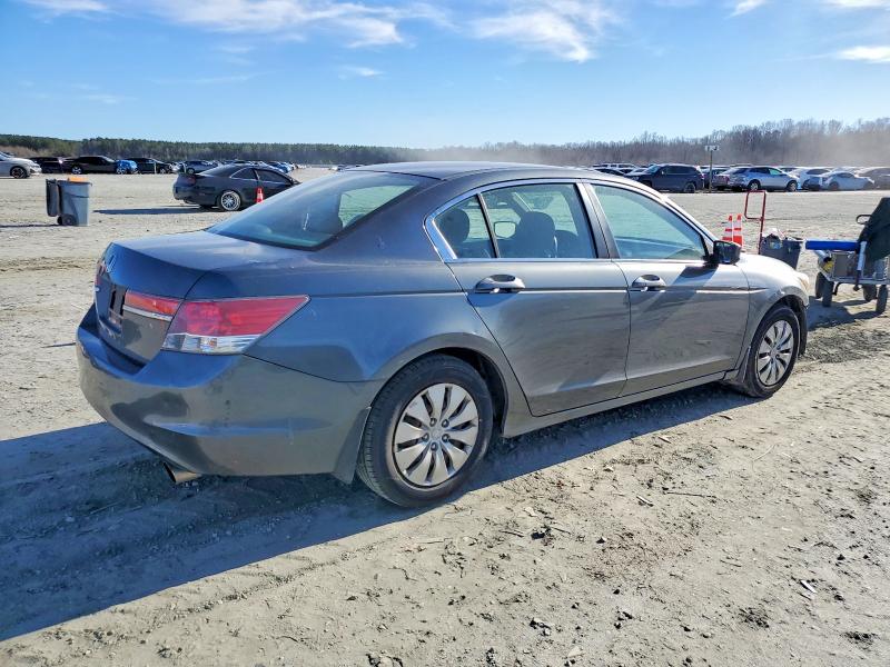 Photo 3 from auction – 2011 HONDA ACCORD LX with VIN 1HGCP2F39BA153769