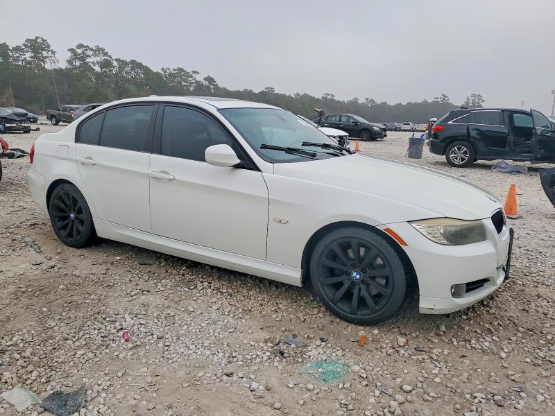 Photo 4 from auction – 2011 BMW 328 I with VIN WBAPH7G54BNN02711