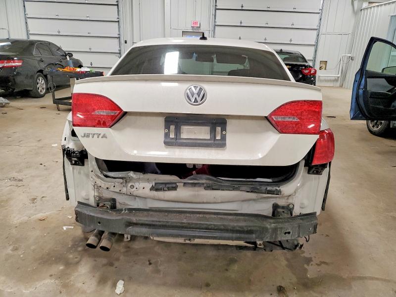 Photo 6 from auction – 2011 VOLKSWAGEN JETTA SEL with VIN 3VWLX7AJ8BM300942