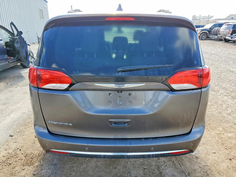 Photo 6 from auction – 2017 CHRYSLER PACIFICA T with VIN 2C4RC1BG3HR803577