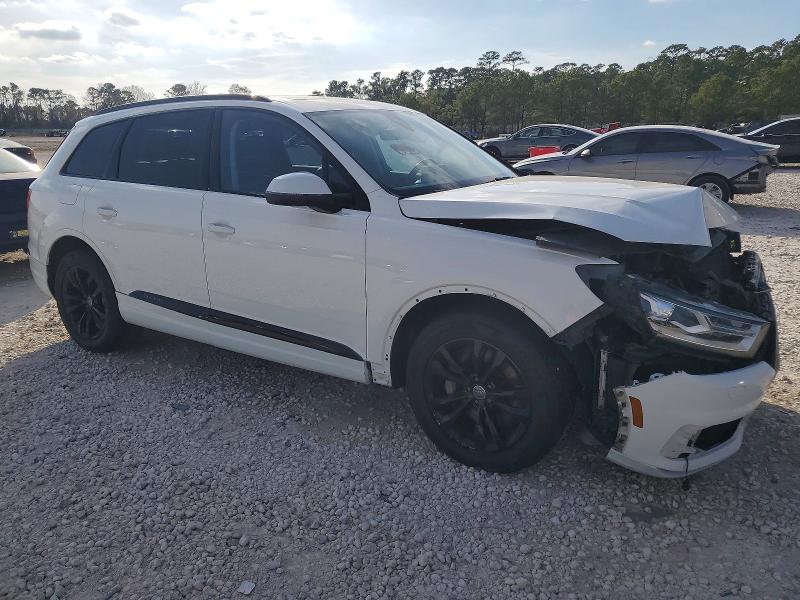 Photo 4 from auction – 2018 AUDI Q7 PREMIUM with VIN WA1LAAF72JD037561