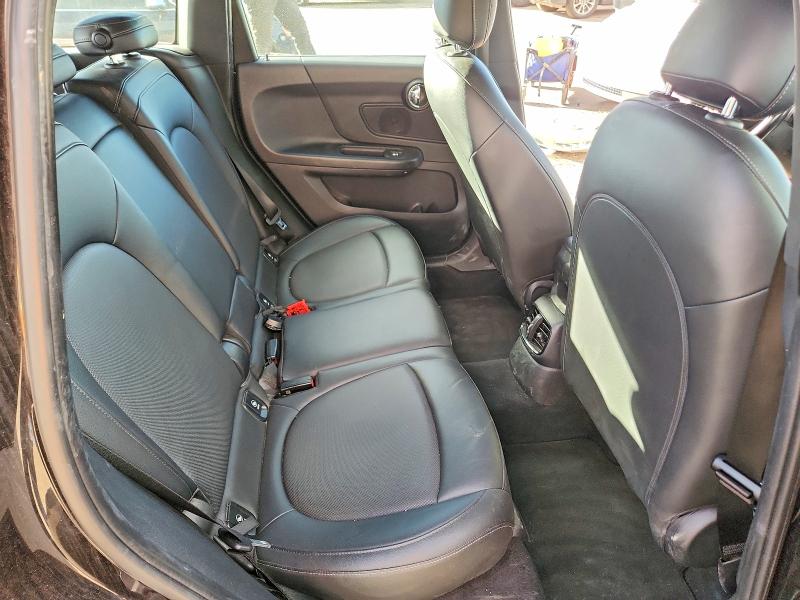 Photo 10 from auction – 2021 MINI COOPER COU with VIN WMZ23BR00M3M51271