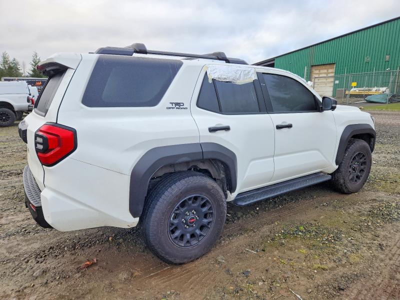 Photo 3 from auction – 2025 TOYOTA 4RUNNER with VIN JTEVA5BR4S5034875