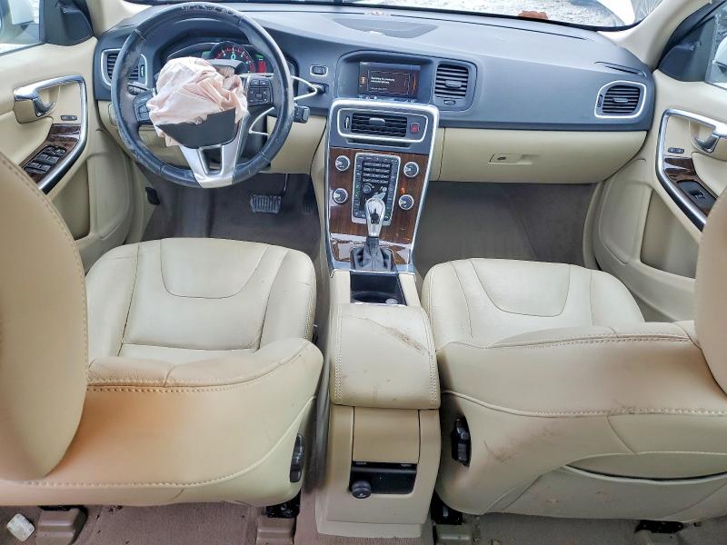 Photo 8 from auction – 2015 VOLVO S60 PLATIN with VIN YV140MFD8F1313149