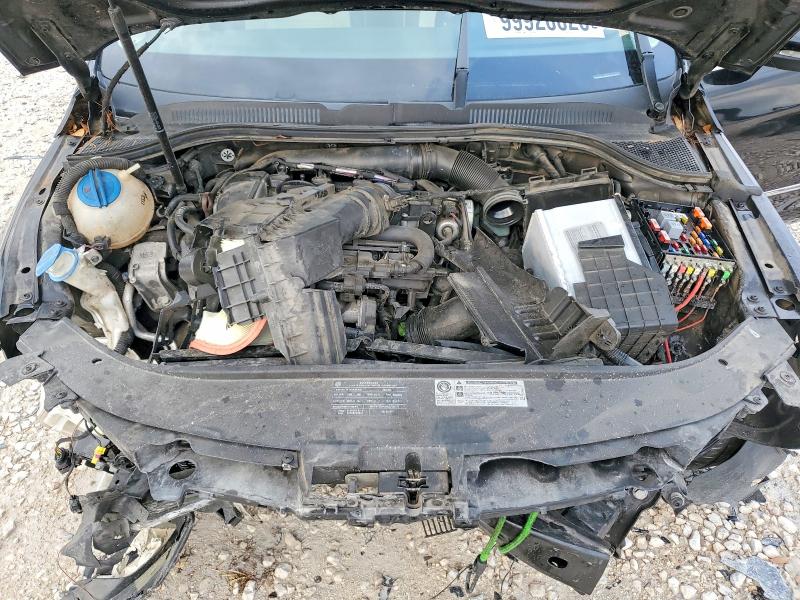 Photo 11 from auction – 2011 VOLKSWAGEN CC SPORT with VIN WVWMN7AN3BE701868