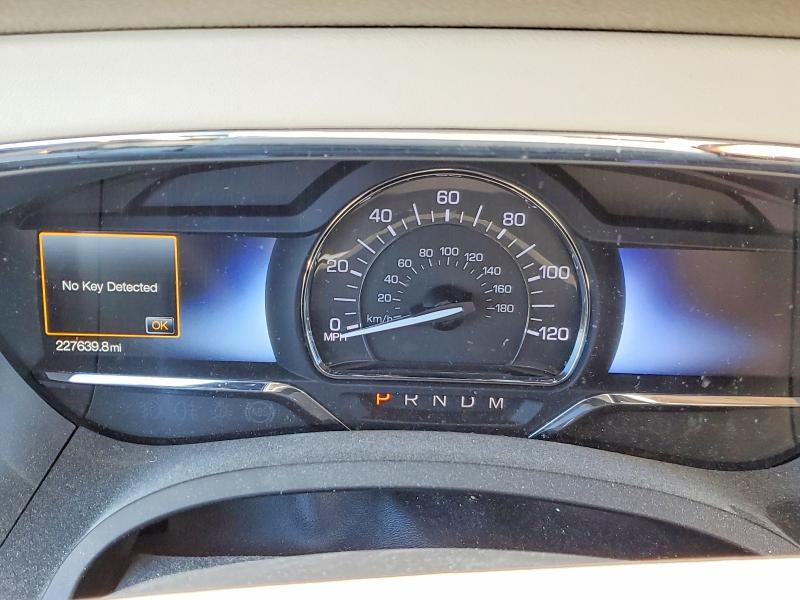 Photo 9 from auction – 2015 LINCOLN NAVIGATOR with VIN 5LMJJ2JT9FEJ12273