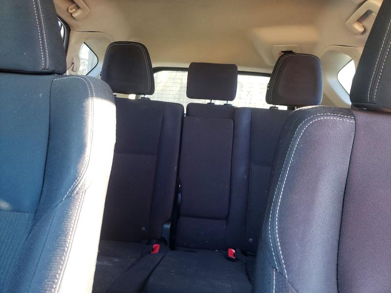 Photo 10 from auction – 2014 TOYOTA RAV4 XLE with VIN JTMWFREV2ED025984