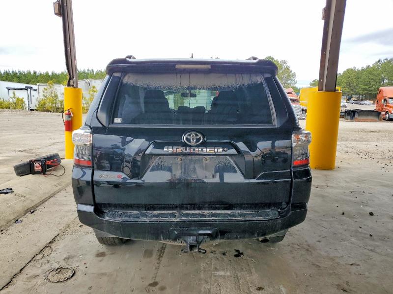 Photo 6 from auction – 2019 TOYOTA 4RUNNER with VIN JTEBU5JRXK5638233