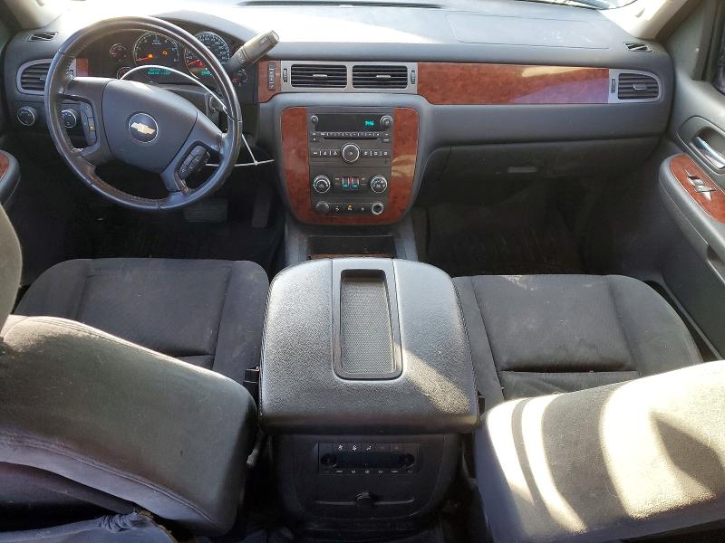 Photo 8 from auction – 2009 CHEVROLET SUBURBAN K with VIN 1GNFK263X9J106178