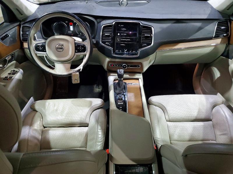 Photo 8 from auction – 2017 VOLVO XC90 T6 with VIN YV4A22PL5H1105615